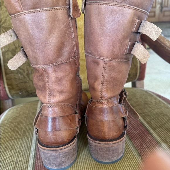 Gee Wawa Women Moto Biker Buckle Brown Rustic Leather Riding Boots size 8.5 - Picture 7 of 11